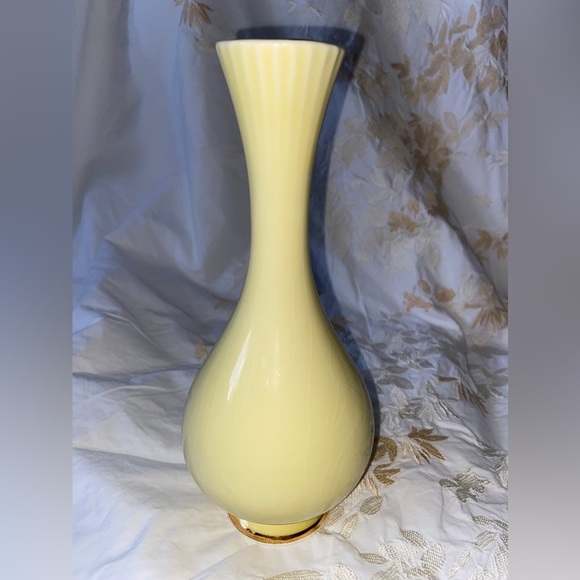 2 Ceramic Vases Between8-10”Used Condition w/24kt Art/Chokin-Beautiful/Different - Picture 16 of 16